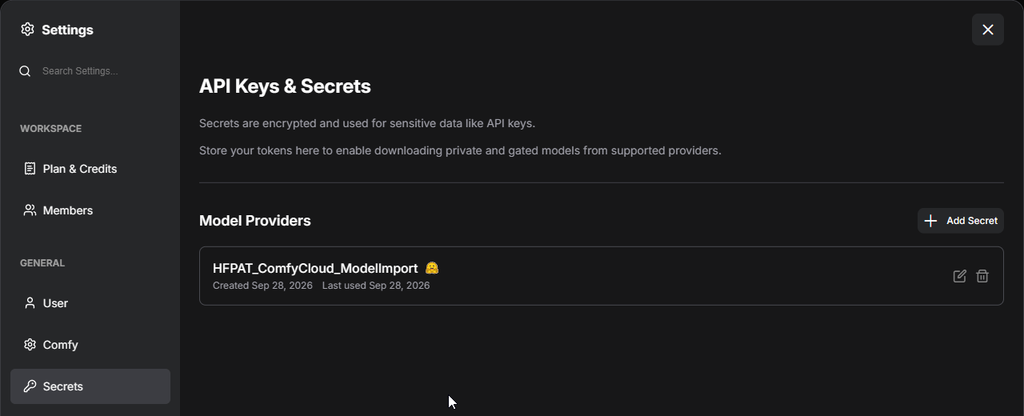 Comfy CloudのSettingsのAPI Keys & Secrets画面。Store your tokens here to enable downloading private and gated models from supported providers. と書かれ、Model Providersに Hugging Face のトークンが1件登録されている